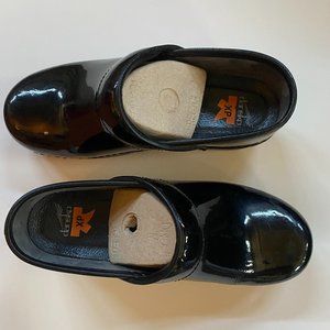 Dansko Patent Leather XP Professional Clogs